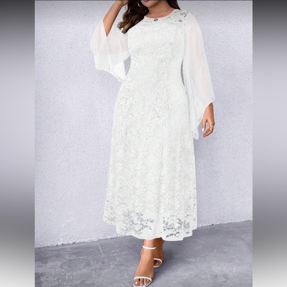 Elegant White Lace Maxi Dress with Sheer Sleeves - Picture 6 of 11